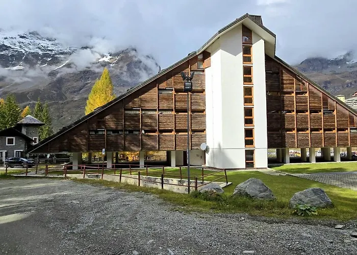 Cervino Base- Bluchalet * Breuil-Cervinia